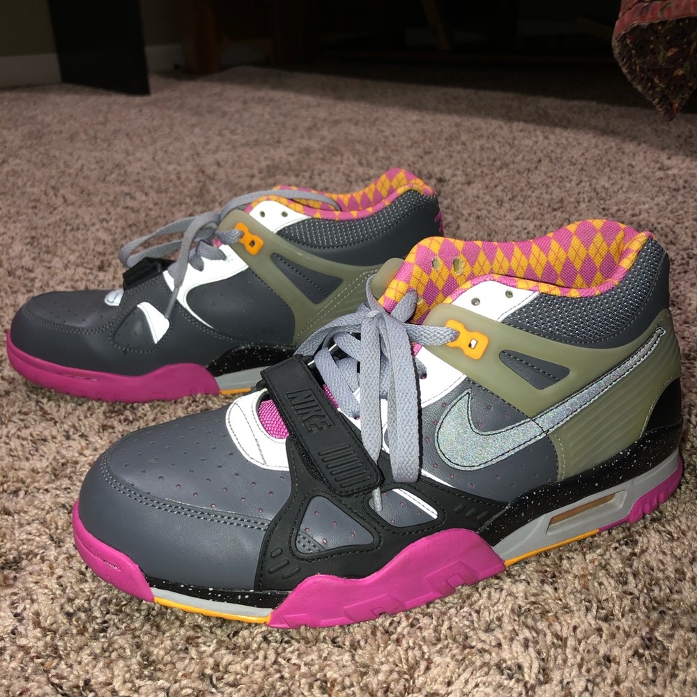 Mens Bo Jackson Nikes